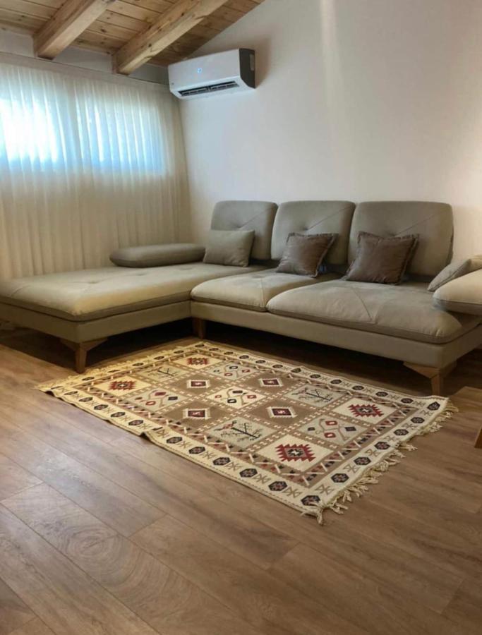 Lovely Loft 1-Bedroom In The Heart Of Tirana Eksteriør billede